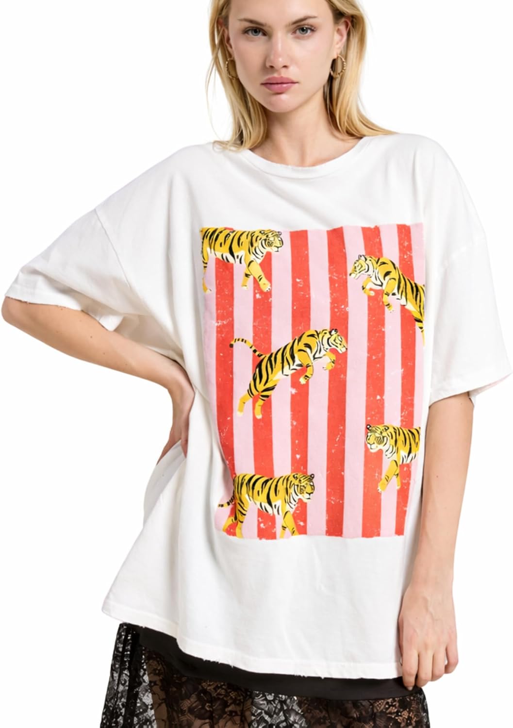 Vintage Tiger Graphic Tee for Women ¨C Very Oversized Relaxed Boyfriend Fit Streetwear T-Shirt