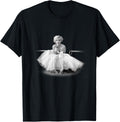 Marilyn Monroe Sitting Pretty T-Shirt Small